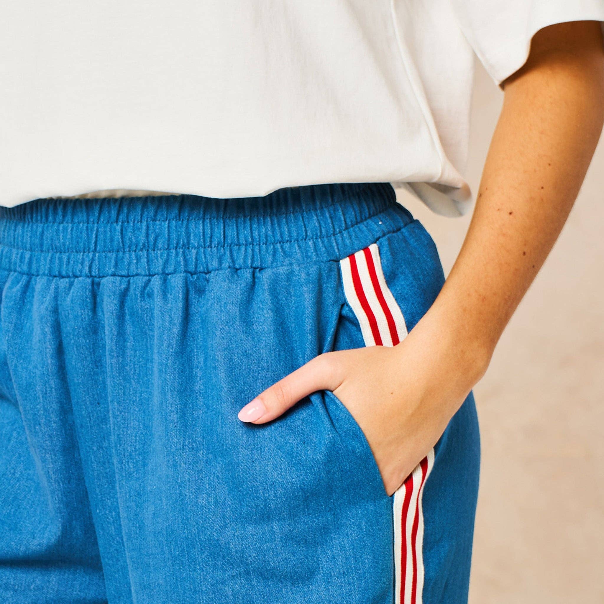 Striped trim wide leg denim trouser