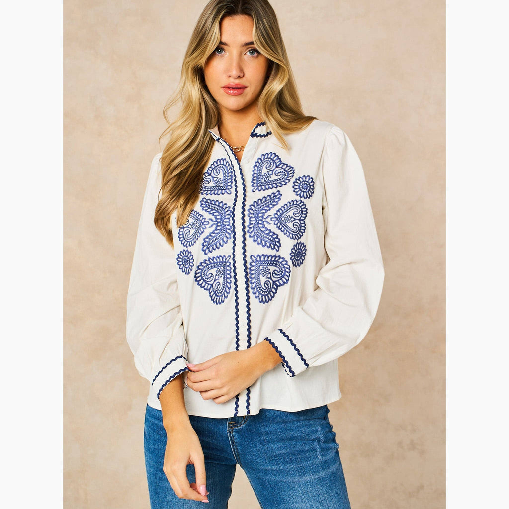Embroidered hearts cotton shirt in blue